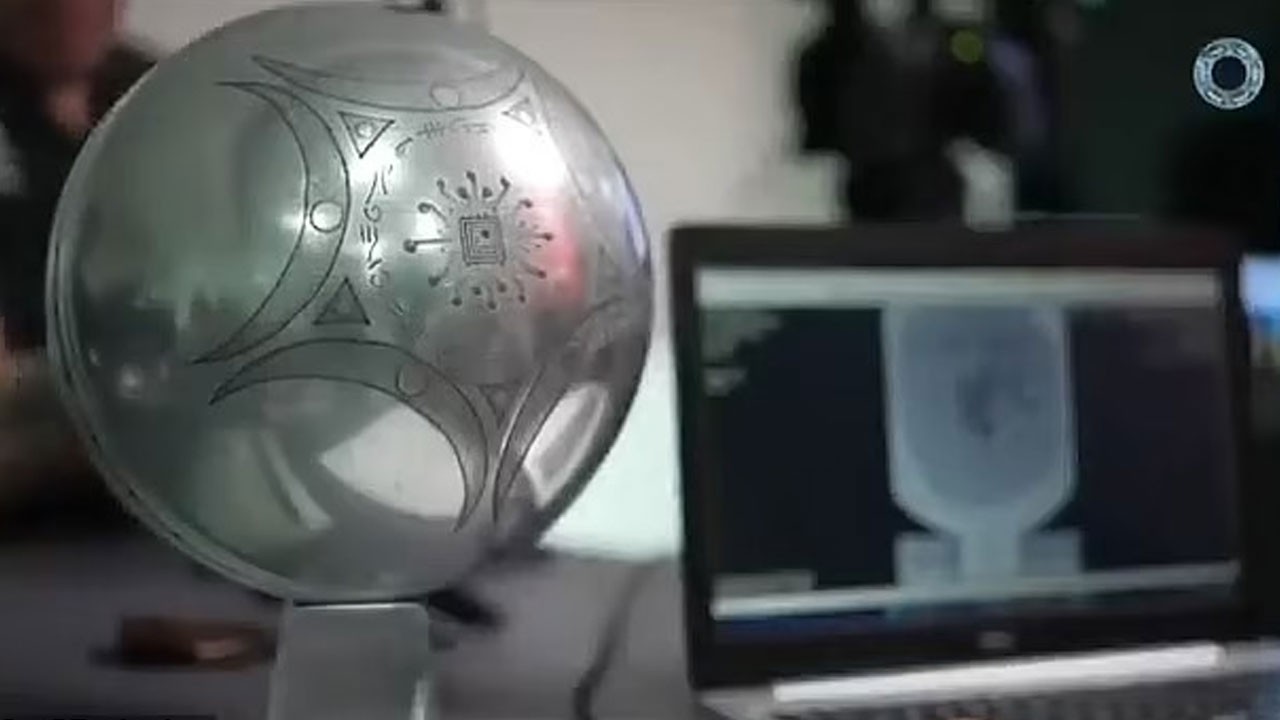 Gizemli metal küreden ilk rapor: Uzaylı işi mi, değil mi?